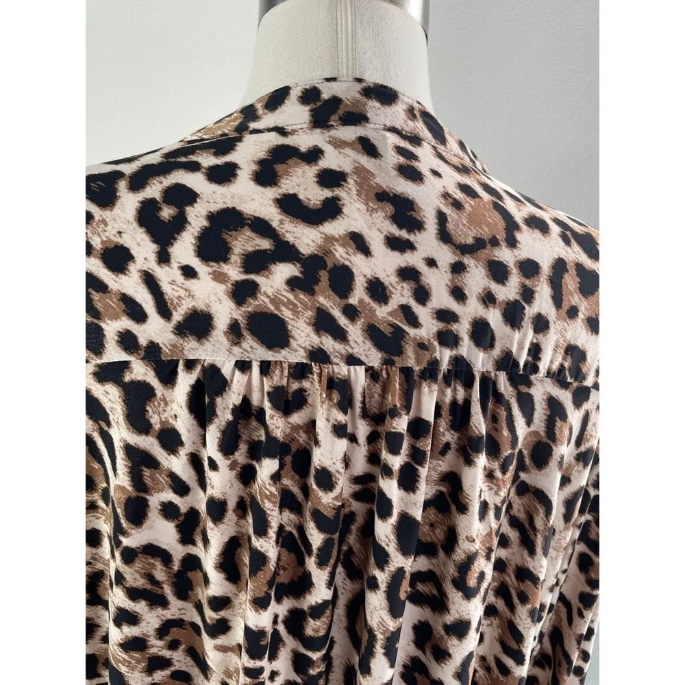Cocomo Woman Plus 2X Leopard Animal Print Button Front Blouse Tunic Top Shirt‎